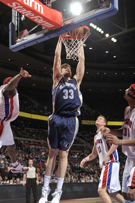 进攻地位稳 进攻地位稳